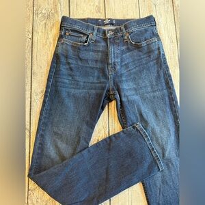 Like new. Hollister Dark Wash Denim - Blue Jeans. Men’s 29 x 34